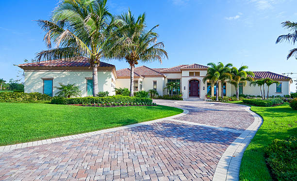 Best Local Driveway Pavers  in Mackinaw, IL