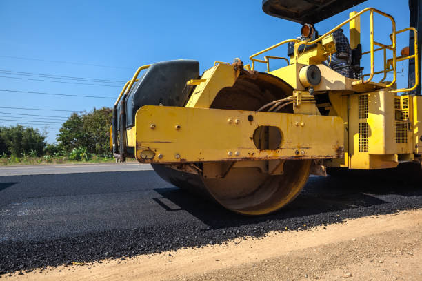 Best Affordable Driveway Pavers  in Mackinaw, IL